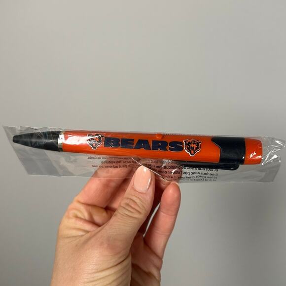 NWT Vintage Avon Chicago Bears Football Scarf Pen Keychain NFL Gift Box Set - Picture 4 of 9